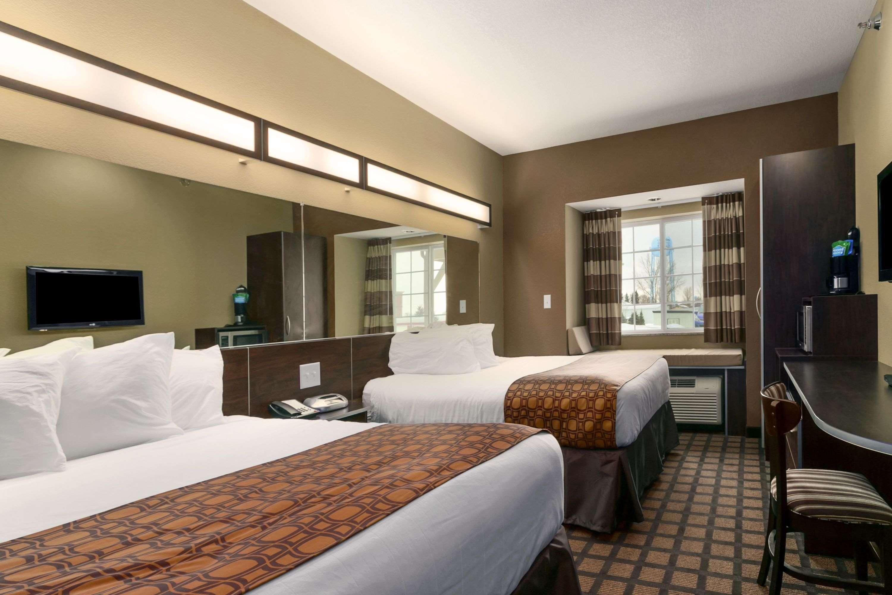 Microtel Inn & Suites By Wyndham Minot Eksteriør billede